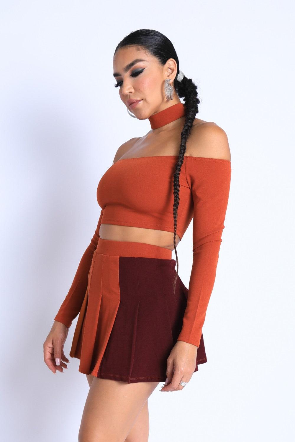 Choker Off-shoulder Top Set.