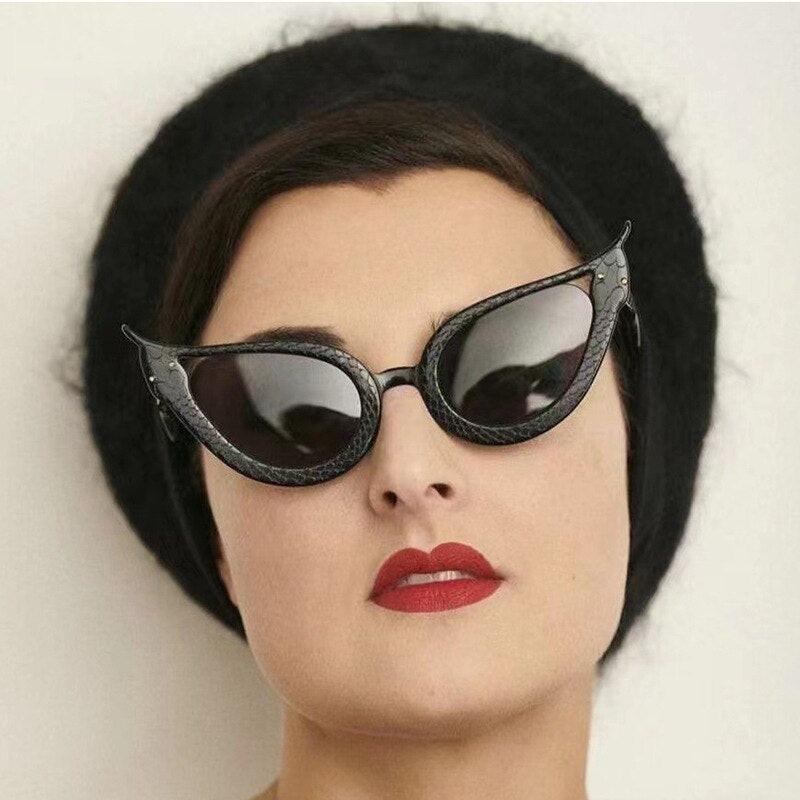 Cat Eye Vintage Snakelike Sunnies.