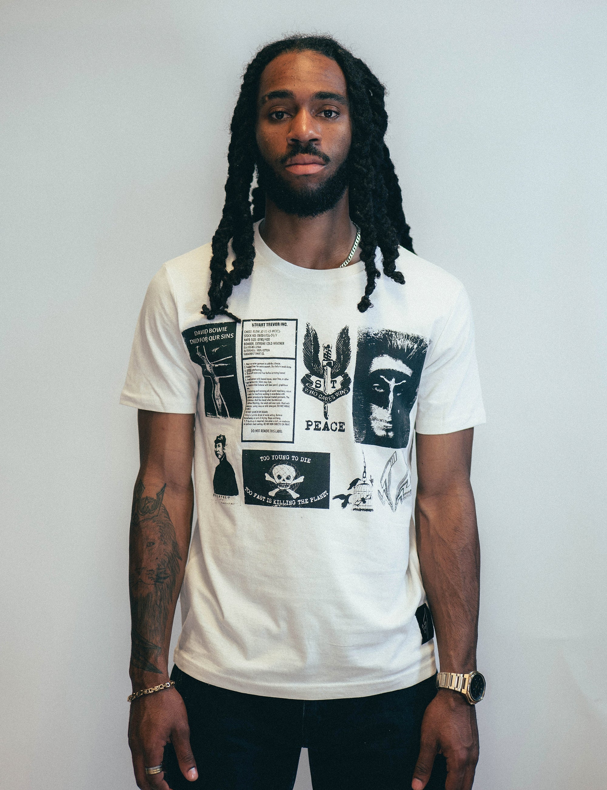 T-Shirt with Printed Patches in Ecru.