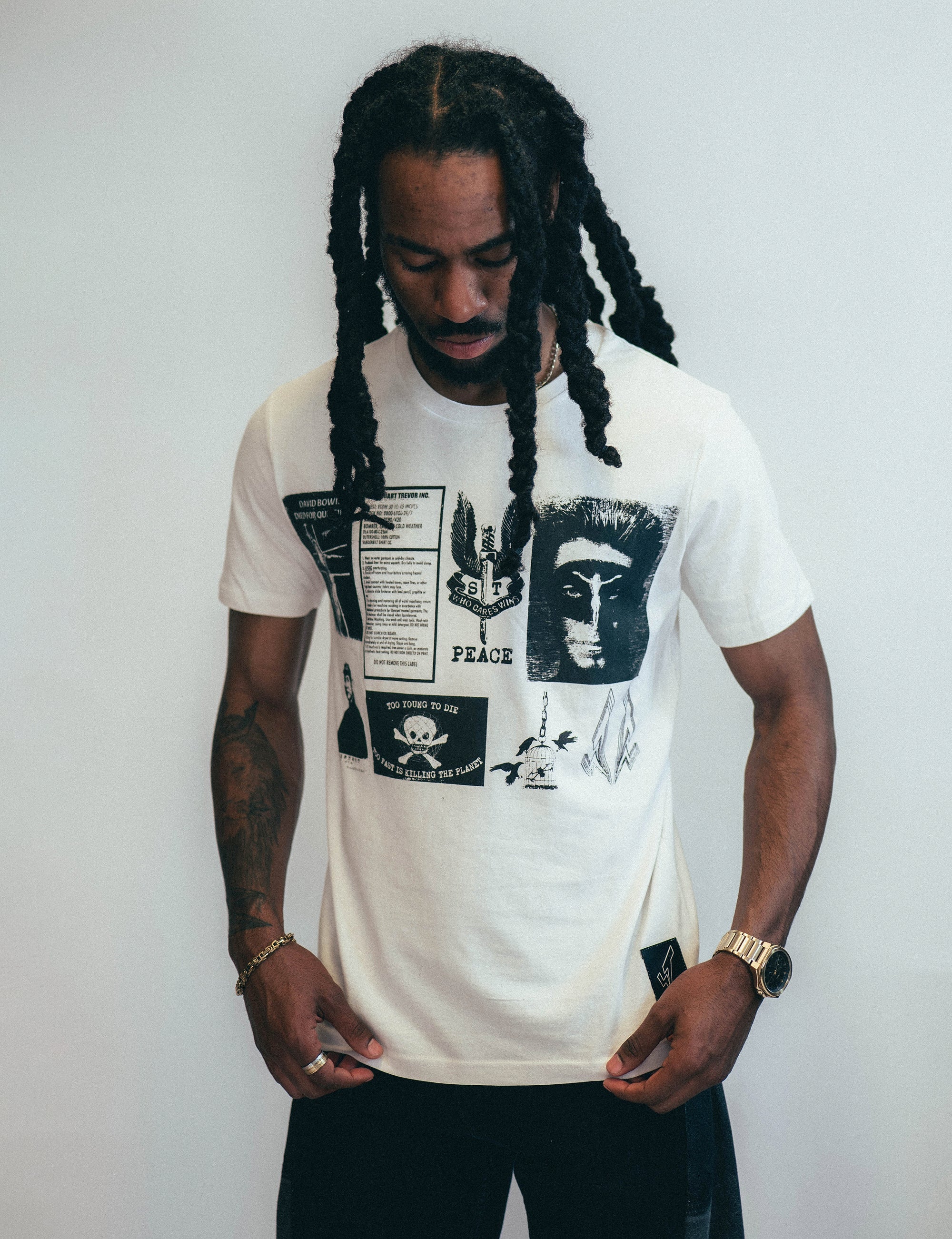 T-Shirt with Printed Patches in Ecru.