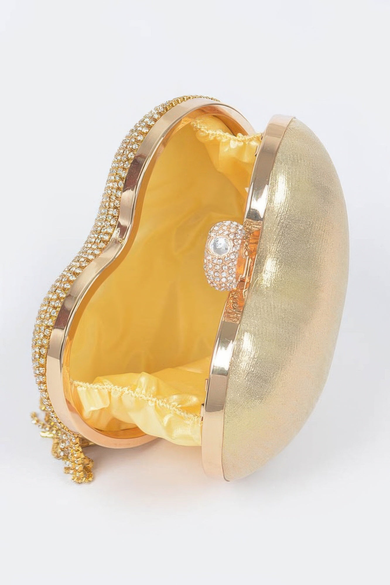 Rhinestone Fringe Heart Shape Party Bag.