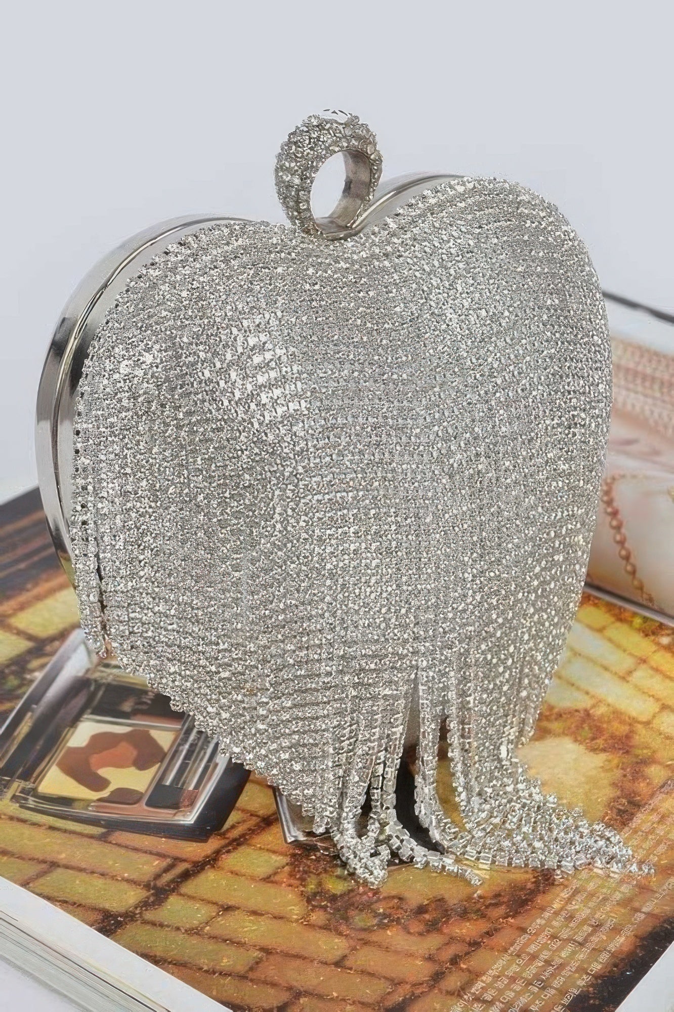 Rhinestone Fringe Heart Shape Party Bag.