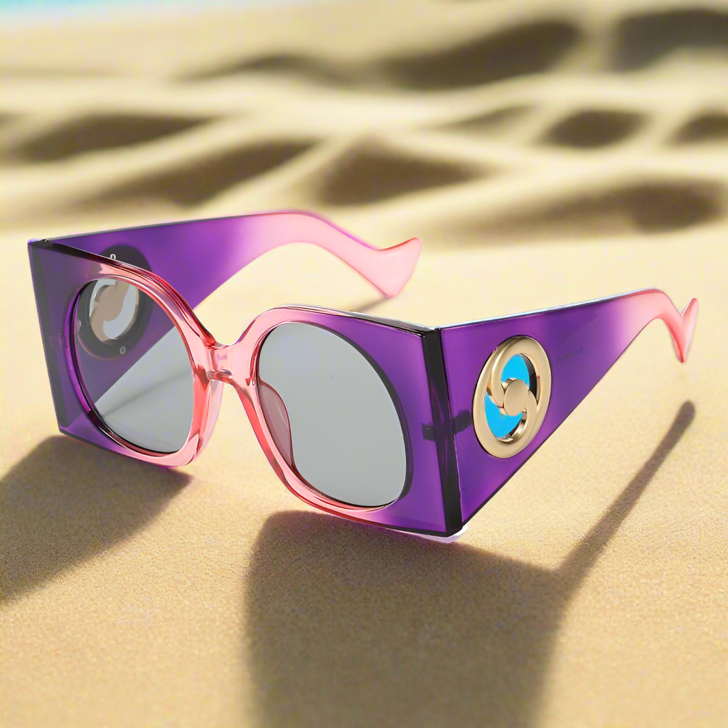 Luxury Squared Sunnies.